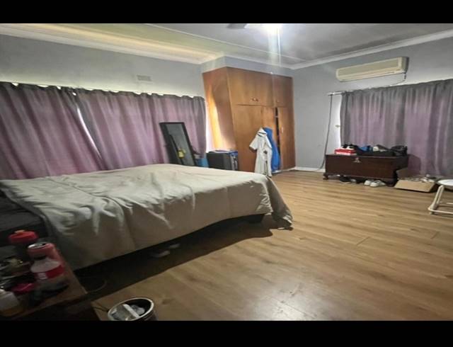 4 BEDROOM HOUSE FOR SALE IN NOORDHOEK